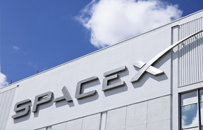 马斯克称必须加速推进SpaceX上市事宜，美股商业航天板块大涨